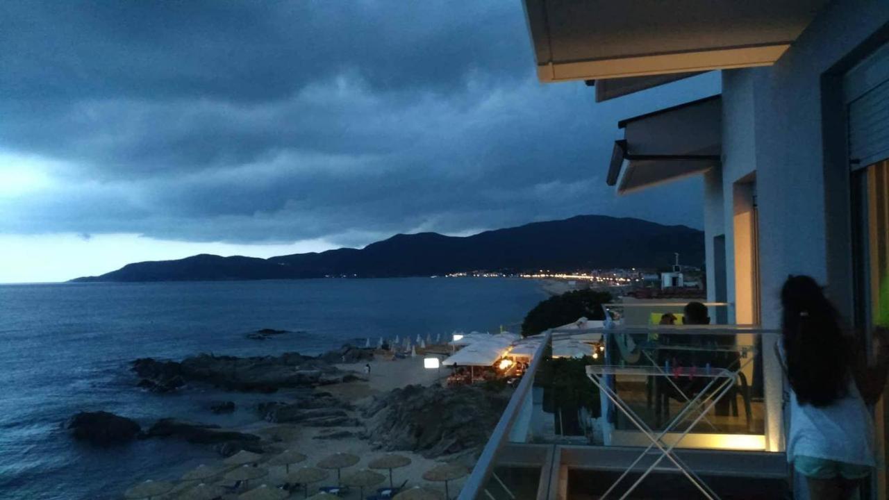 Almare Seaside Studios & Suites - Sarti Sithonia Экстерьер фото
